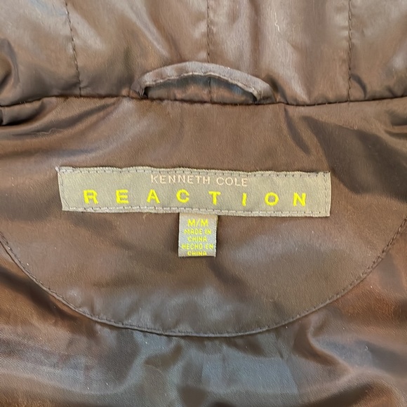 Kenneth Cole Reaction Plum Puffer Vest (M) - Picture 7 of 8